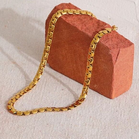 - #24 NEW 18K Gold Chunky Chain Necklace - Picture 5 of 6